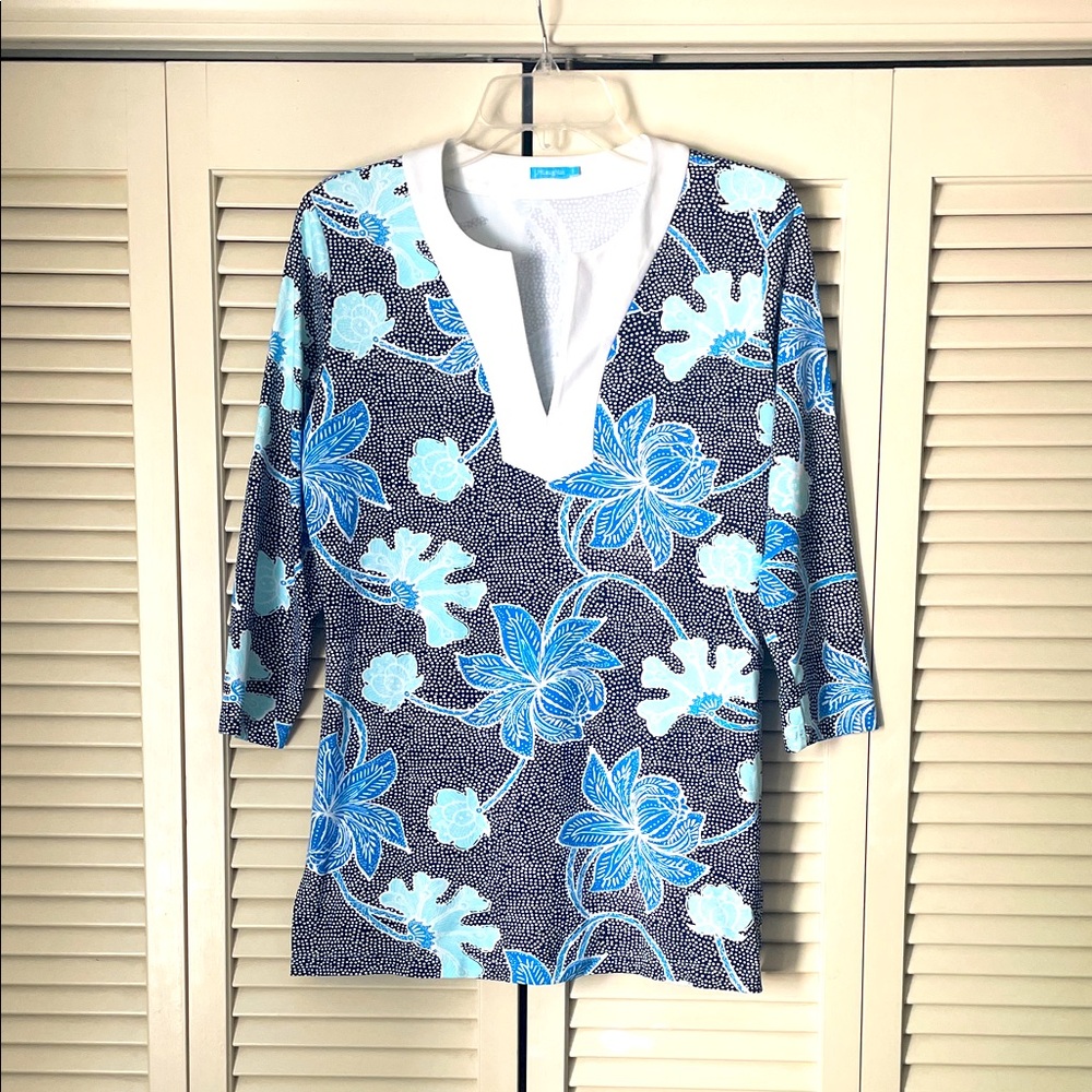J. McLaughlin Blue and White floral Patterned tunic Top Sz S v-neck 3/4 sleeves